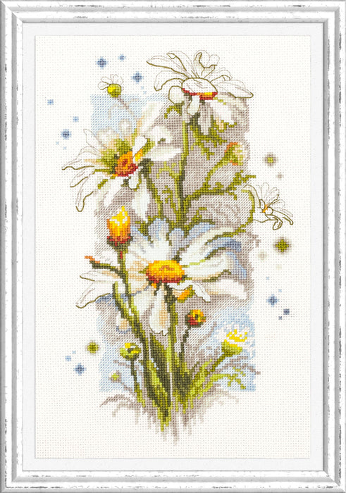 White Daisies 100-103 Counted Cross-Stitch Kit