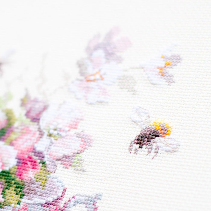 Cup and Apple Blossom 120-041 Counted Cross-Stitch Kit