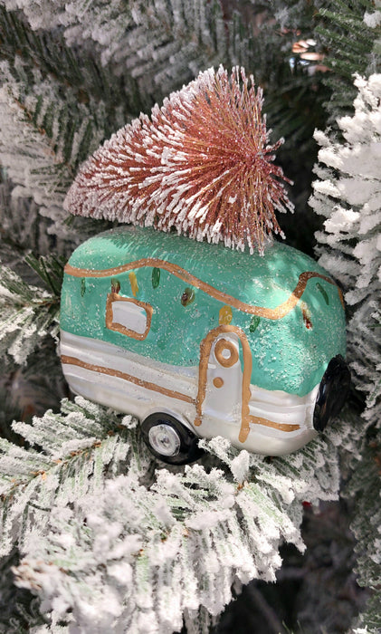 Christmas Glass Ornament - Retro Christmas Camper by Wizardi F07M3-46 HB-SY25162
