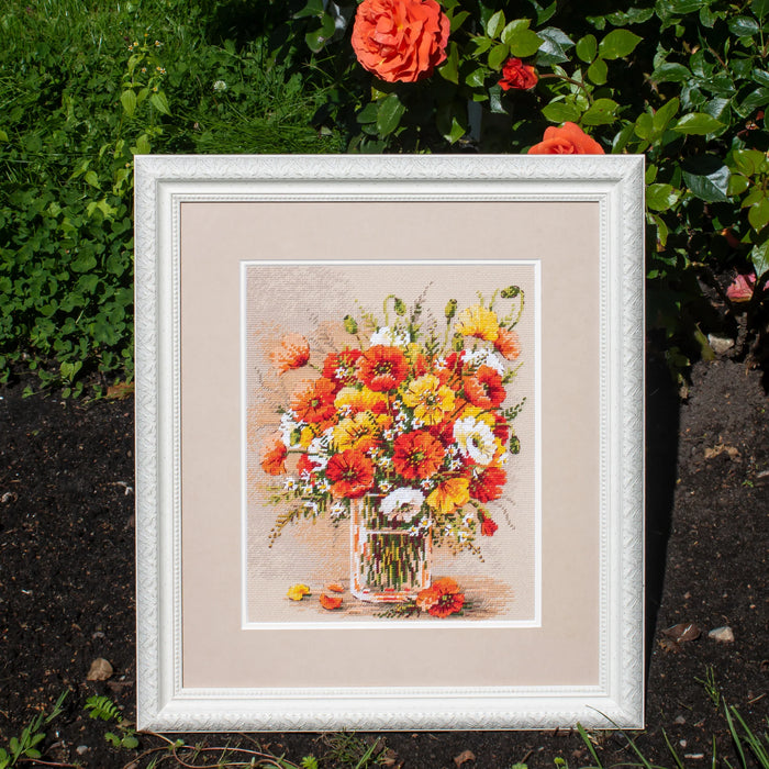 Field Poppies R2306 Counted Cross Stitch Kit