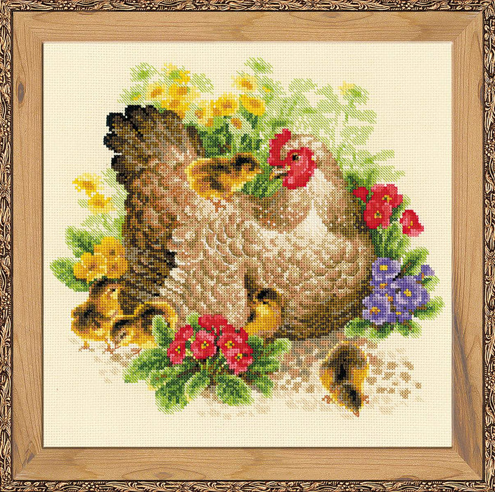 Hen R1480 Counted Cross Stitch Kit