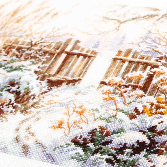 Winter Yard 350-742 Counted Cross-Stitch Kit
