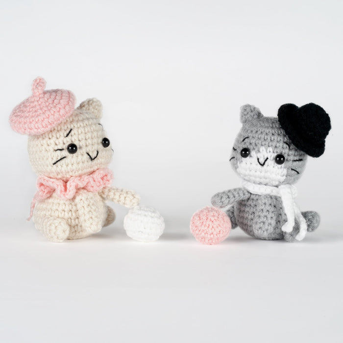 Cats Amigurumi DIY Crochet Kit Wizardi F07N8-M123