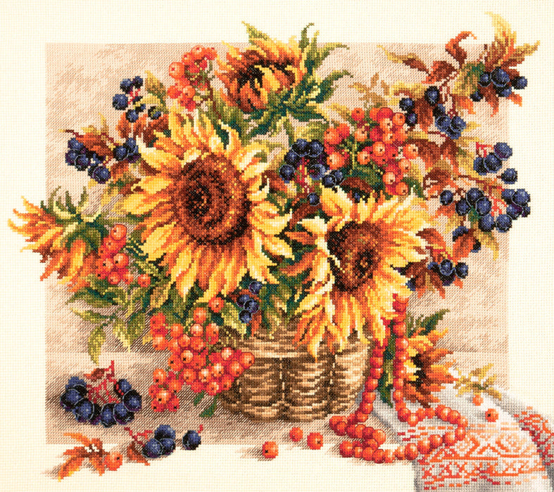 Rowanberries Garland  40-76 Counted Cross-Stitch Kit