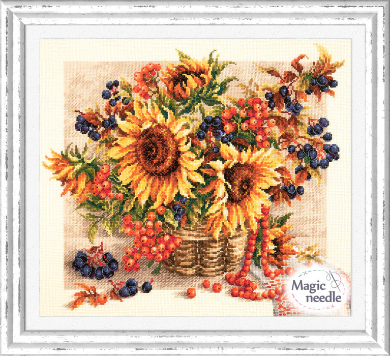 Rowanberries Garland  40-76 Counted Cross-Stitch Kit