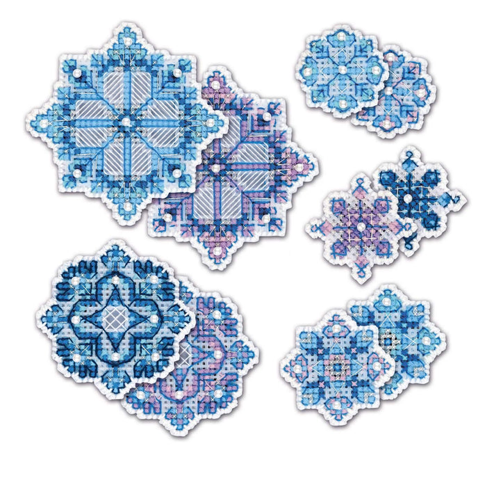 Snowflakes R1889AC Counted Cross Stitch Kit