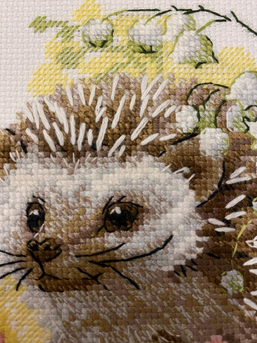 Forest Dweller R2093 Counted Cross Stitch Kit