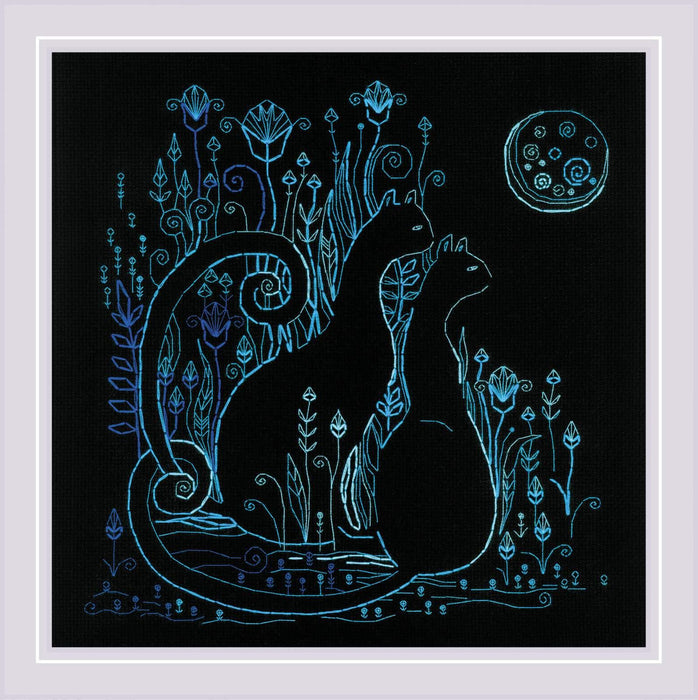 Cats. Moonlight R2173 Counted Cross Stitch Kit