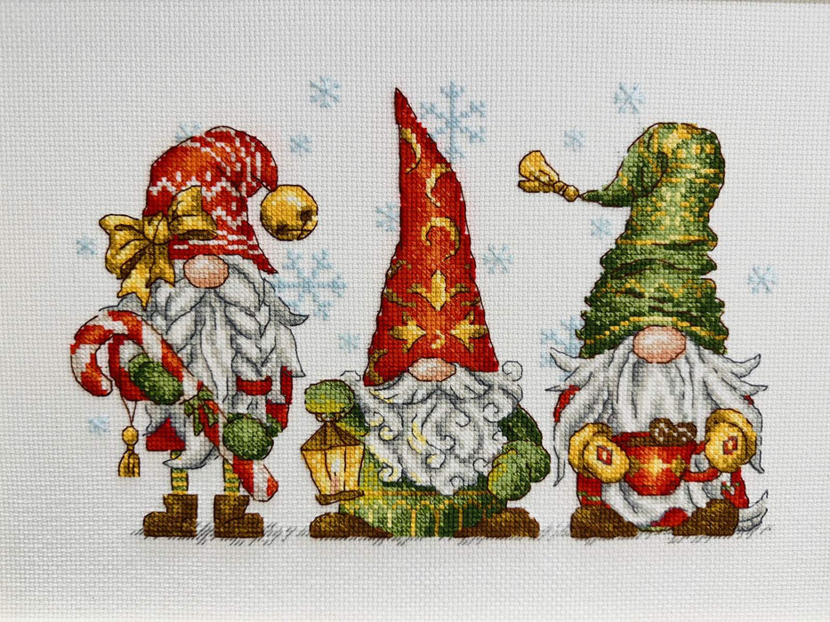 Jolly Gnomes R2234 Counted Cross Stitch Kit