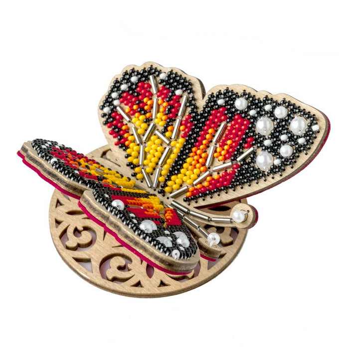 Wooden Bead Embroidery Kit Bright Butterfly FLK-581