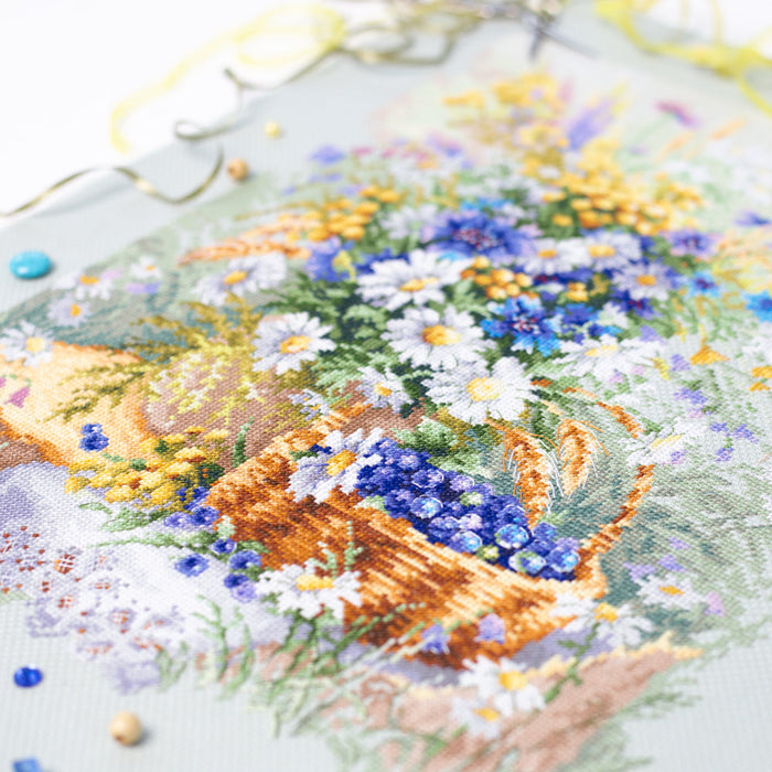 On the Forest Glade 510-230 Counted Cross-Stitch Kit