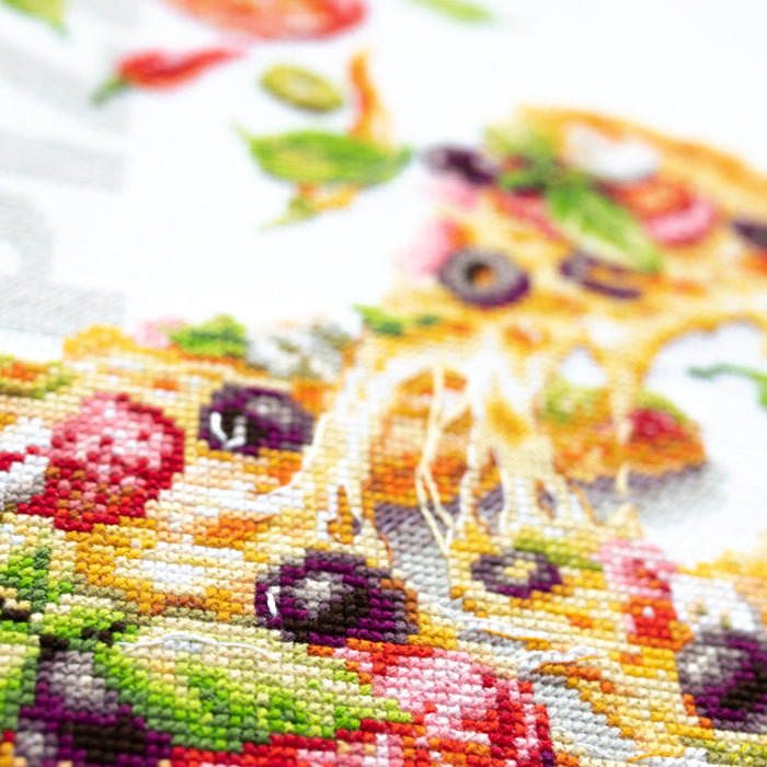 Pizza 528-557 Counted Cross-Stitch Kit