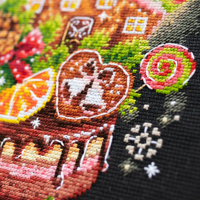 Christmas Sweets 540-673 Counted Cross-Stitch Kit