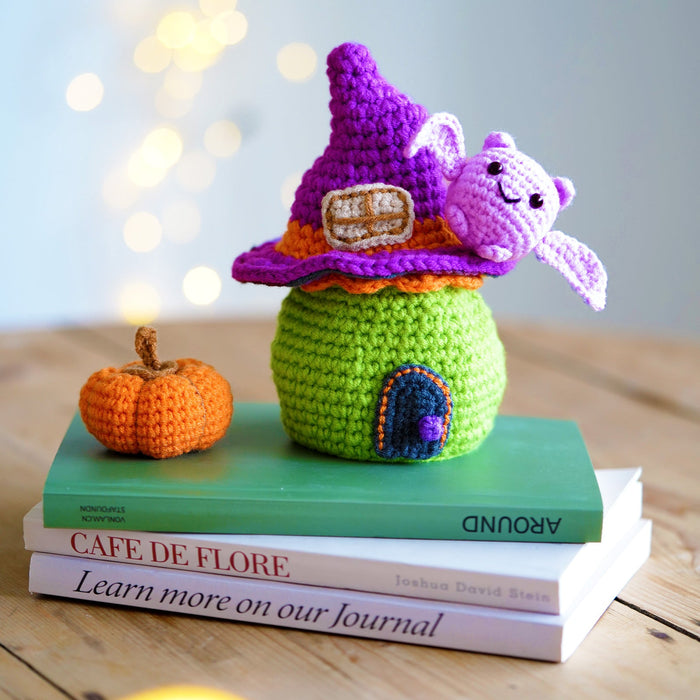 Halloween Amigurumi DIY Crochet Kit Wizardi F07N8-M103