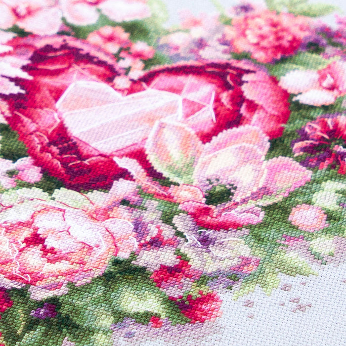 Blooming Heart 70-15 Counted Cross-Stitch Kit