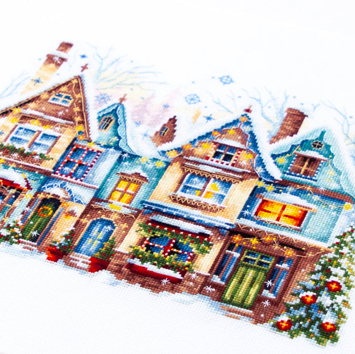 Heartwarming 70-23 Counted Cross-Stitch Kit