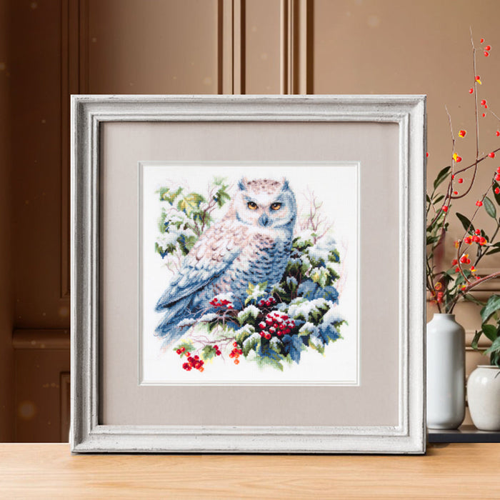 Snowy Owl 70-24 Counted Cross-Stitch Kit