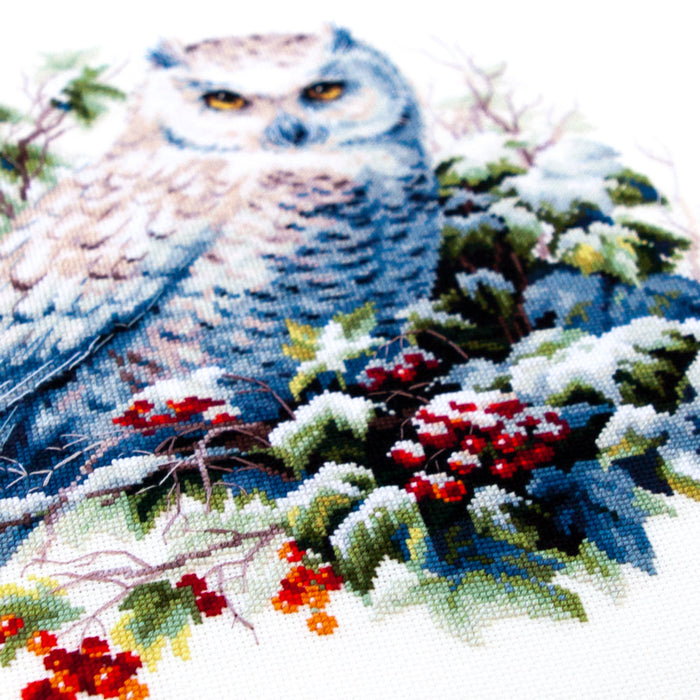 Snowy Owl 70-24 Counted Cross-Stitch Kit
