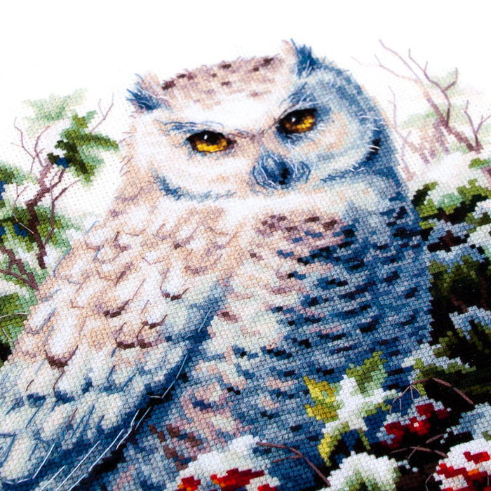 Snowy Owl 70-24 Counted Cross-Stitch Kit