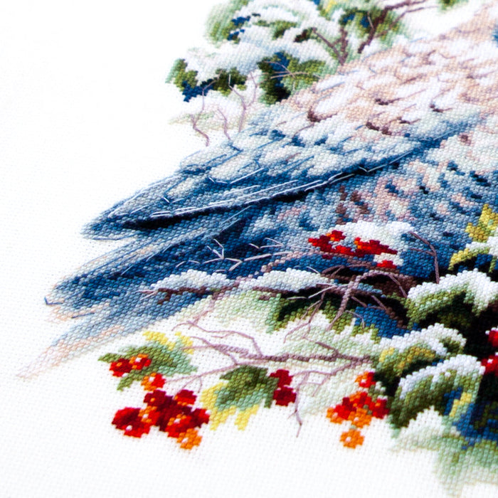 Snowy Owl 70-24 Counted Cross-Stitch Kit