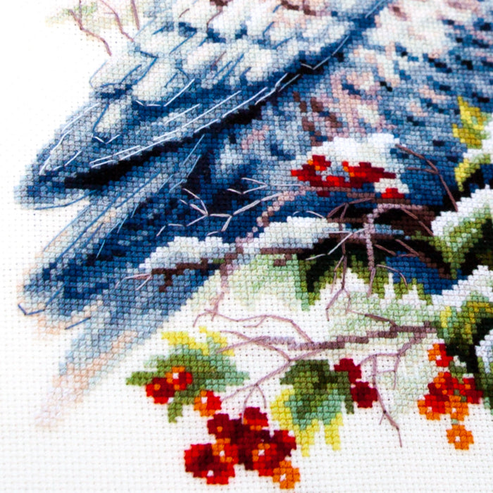 Snowy Owl 70-24 Counted Cross-Stitch Kit
