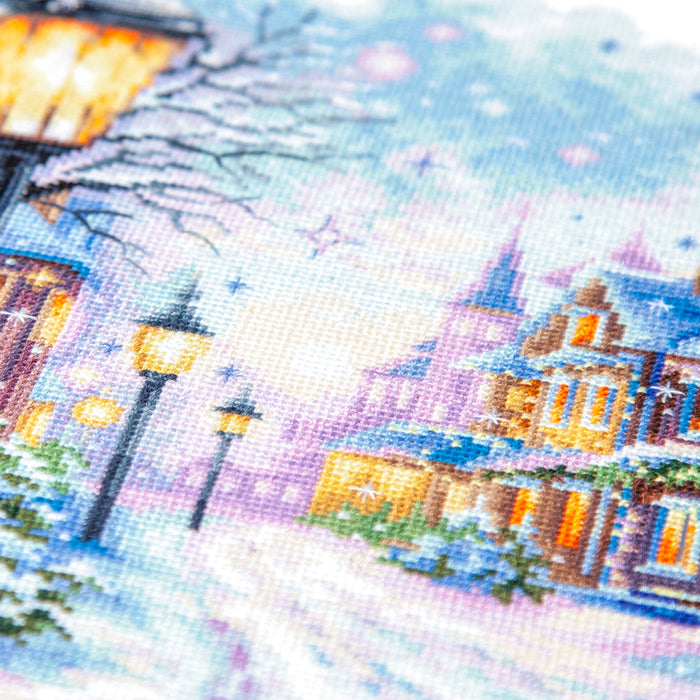 Snow in the City 70-35 Counted Cross-Stitch Kit