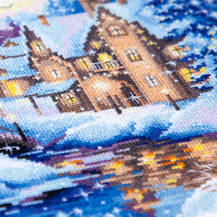 Silent Night 70-36 Counted Cross-Stitch Kit