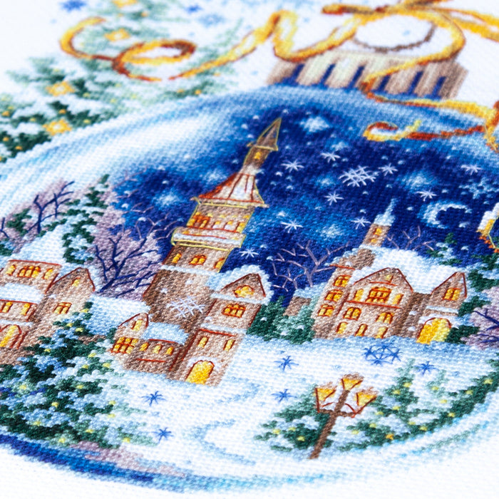Christmas Bauble 70-37 Counted Cross-Stitch Kit