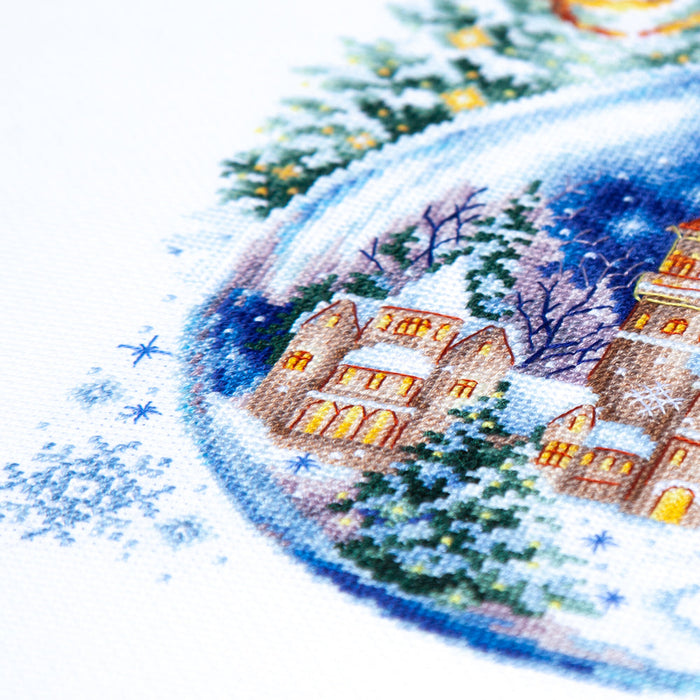 Christmas Bauble 70-37 Counted Cross-Stitch Kit