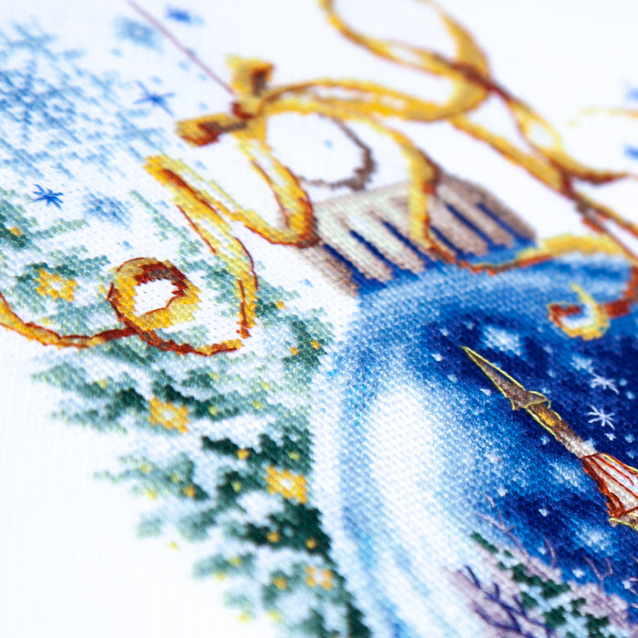 Christmas Bauble 70-37 Counted Cross-Stitch Kit