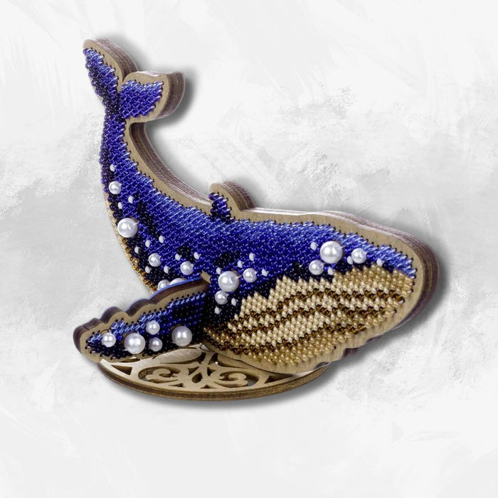 Wooden Bead Embroidery Kit Blue Whale FLK-582