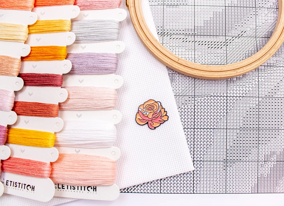 Floral Grace L9956 Counted Cross Stitch Kit