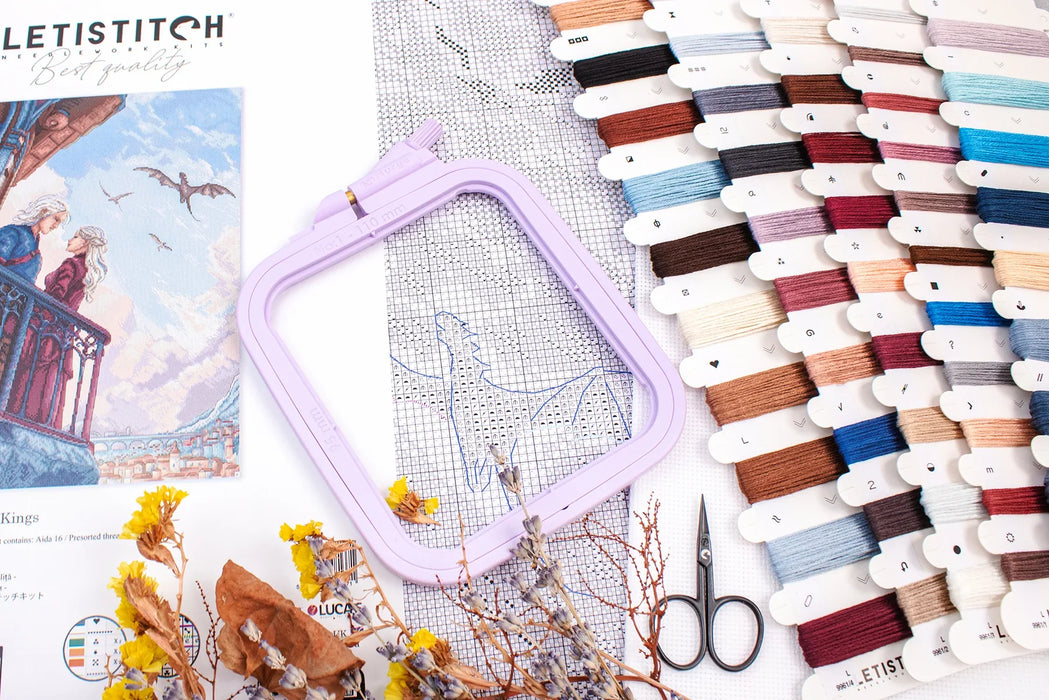 Hearts Over Kings L9961 Counted Cross Stitch Kit