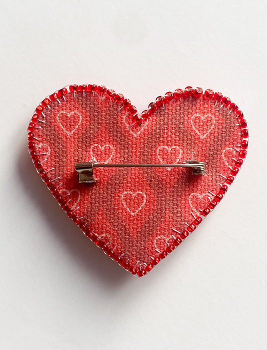 Bead Embroidery Brooch Kit. Decoration - Little heart AD-245