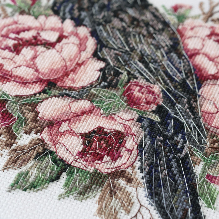 Cross-stitch kit - Secret Garden AH-327