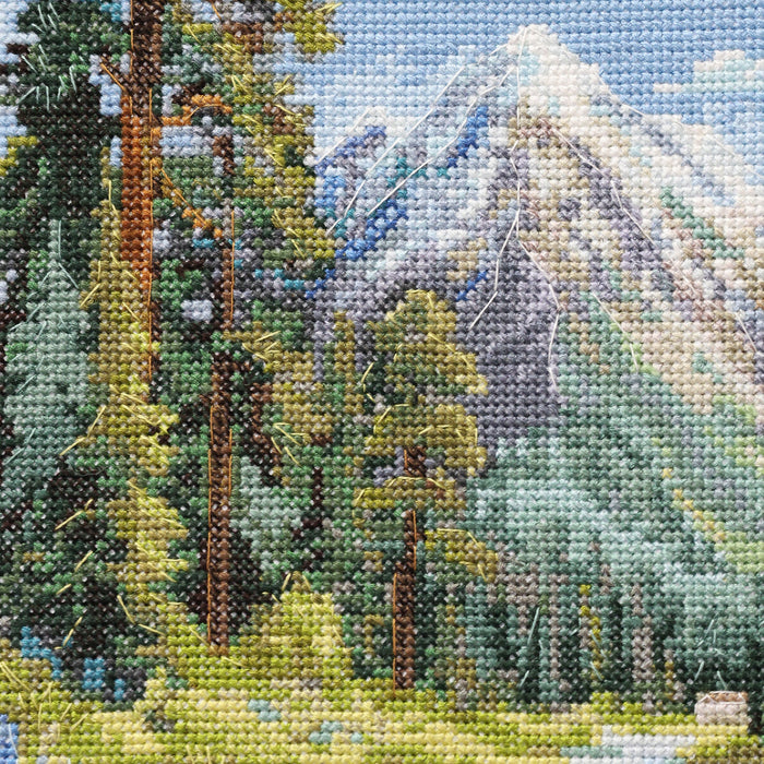 Cross-stitch kit - Faraway mountains AH-334