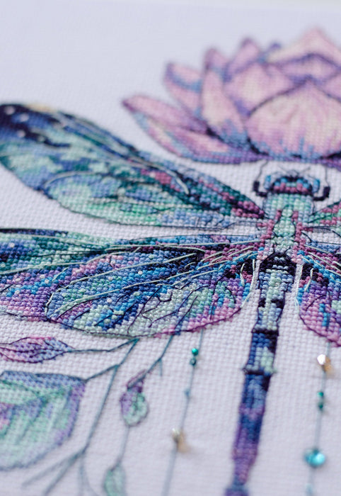 Cross-stitch kit - Summer muse AH-278