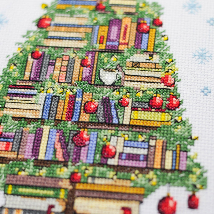 Cross-stitch kit - Reader's Christmas tree AH-315