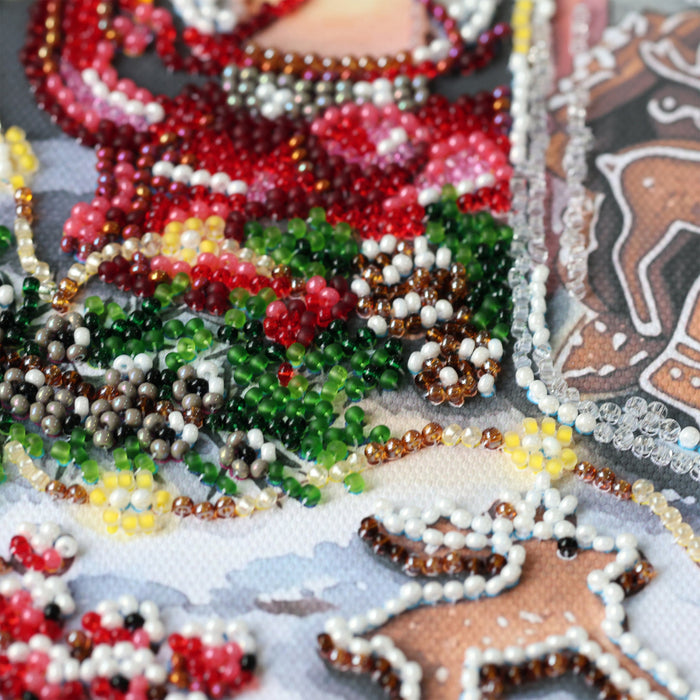 Mid-sized bead embroidery kit - Cookies for Santa AMB-148