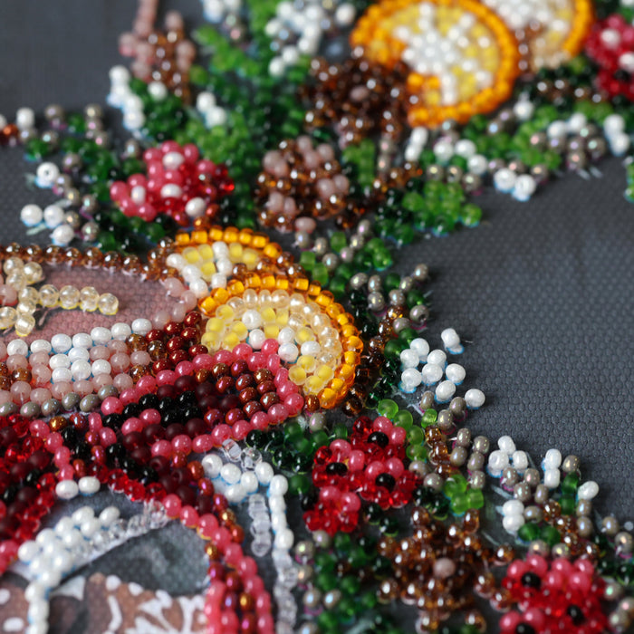Mid-sized bead embroidery kit - Cookies for Santa AMB-148