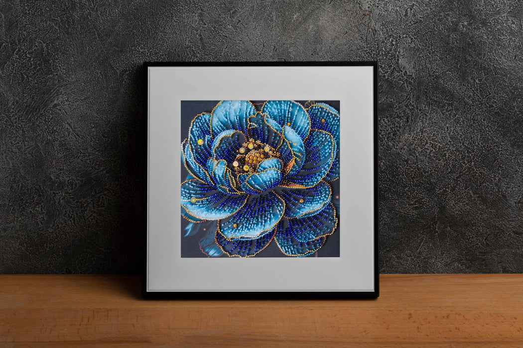 Mid-sized bead embroidery kit - Royal Bloom