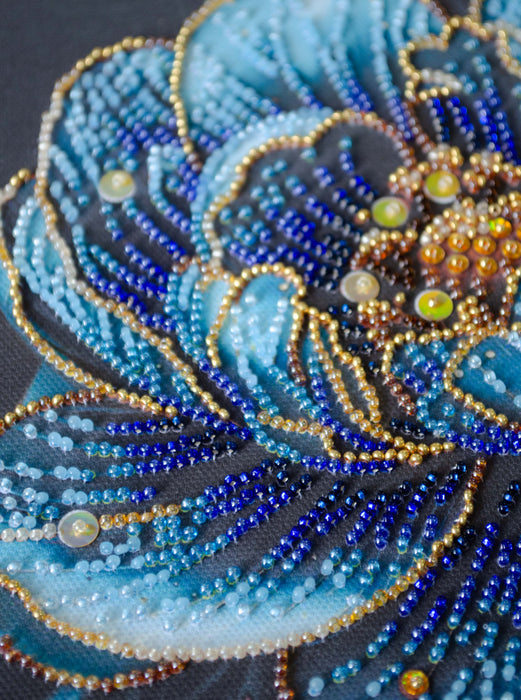 Mid-sized bead embroidery kit - Royal Bloom