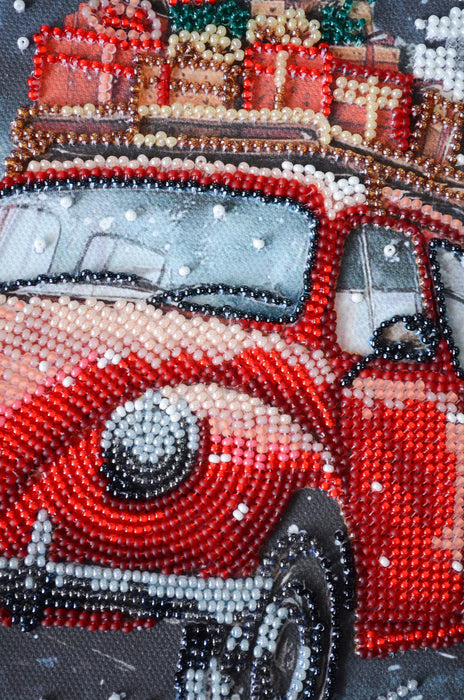 Mid-sized bead embroidery kit - Holiday Delivery
