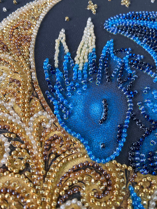 Mid-sized bead embroidery kit - Little One of Moonlit Legends