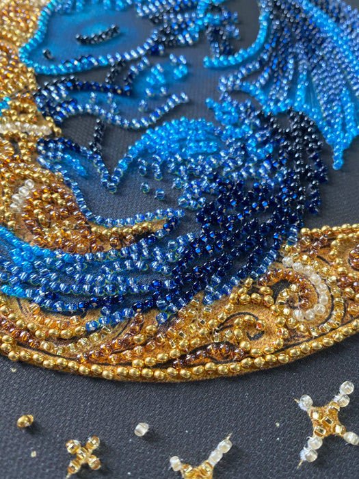 Mid-sized bead embroidery kit - Little One of Moonlit Legends