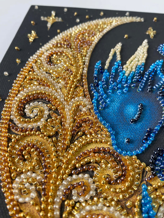 Mid-sized bead embroidery kit - Little One of Moonlit Legends