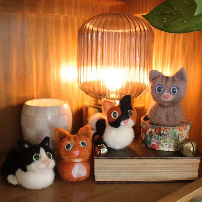 Felting Kit - Cartoon Cat Loaf Needle Felt Small CompleteKit - makes 1