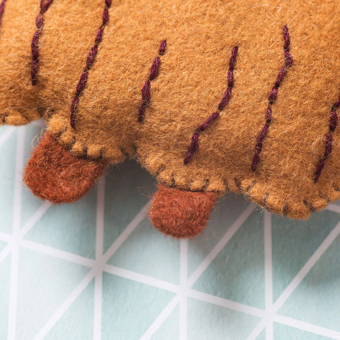 Highland Cow Felt Craft Mini Kit MKCOW1F