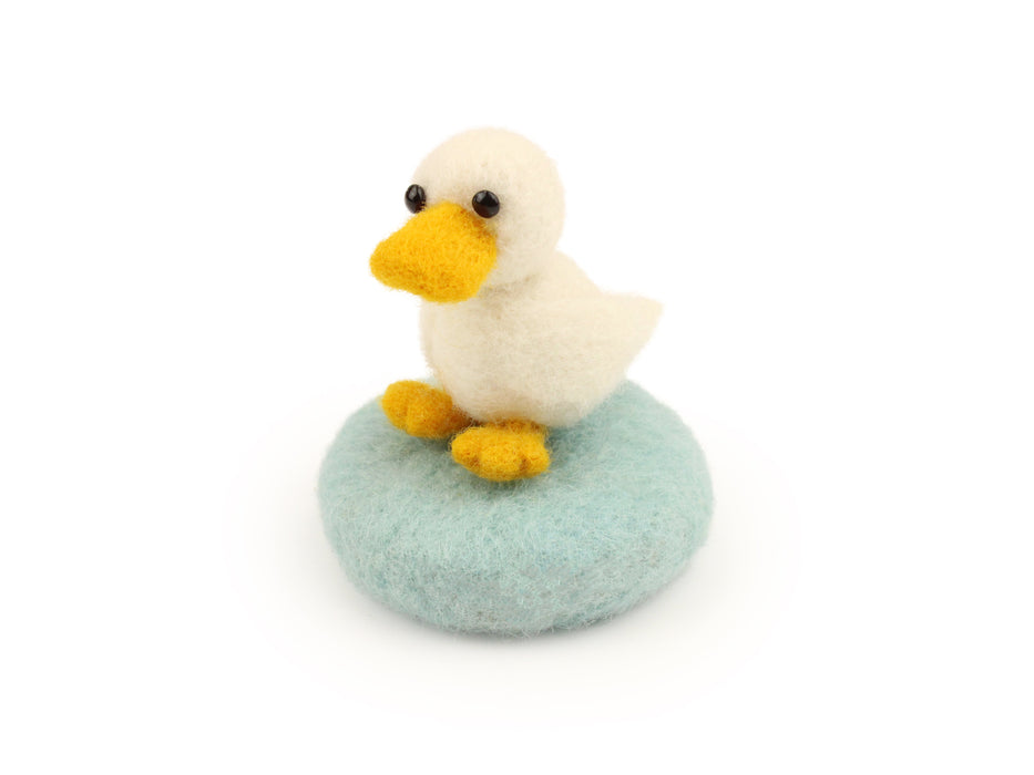 Felting Kit - Tiny Duck Needle Felt Kit. Amiguwoolli