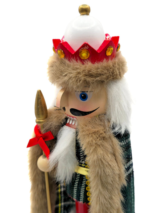 Royal Spear Wooden Nutcracker F07AM9-22-N01890C